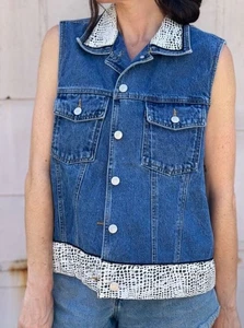 VTG Don’t Mess With Texas Denim Western Vest Country Chic Sz M Rodeo Snake Print - Picture 1 of 8