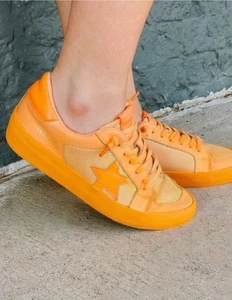 NEW Vintage Havana Extra Upper Sneakers Orange Size 7 - Picture 1 of 5