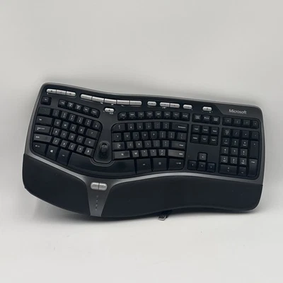 Microsoft KU-0462 Natural Ergonomic USB Keyboard 4000 v1.0 With Riser Stand - Image 1 of 4