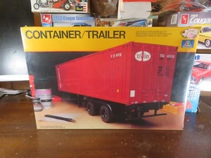 Testors Italeri Container Trailer Sealed 1/24 - Picture 1 of 1