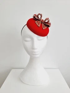Miss Paint down the Red. Womens button base fascinator with rhinestone bow - Picture 1 of 5