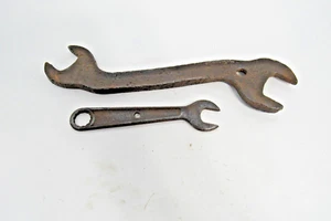 Antica chiave per trattore John Deere estremità aperta vintage 9" e 5" chiave a estremità aperta - Foto 1 di 9