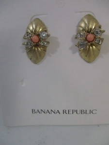 Banana Republic Antique Gold Crystal Pink Stone Leaf Stud Earrings NWT $49 - Picture 1 of 5