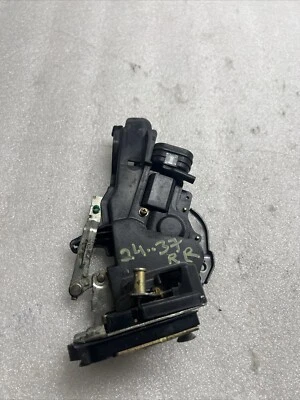 Toyota Camry CE 1999 puerta corredera trasera derecha pestillo delantero bloqueo actuador OEM Foto 1 de 4