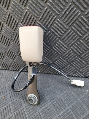 Nissan Altima 2005-2006 delantero derecho pasajero lado cinturón hebilla bronceado OEM Foto 1 de 4