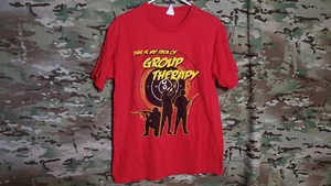 T-shirt AMAZING THIS IS MY IDEA OF GROUP THERAPY MEDIA - Foto 1 di 5