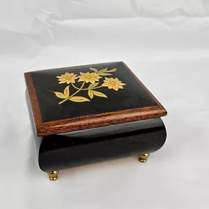 Spieluhr Musikschatulle Spieldose Böhme Musik Edelweiß Blumenmotiv Dose lackiert - Bild 1 von 9