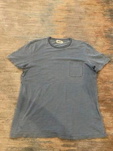 Taylor Stitch Bio Baumwolle T-Shirt Herren 44 oder XL blau indigo T-Shirt Tasche - Bild 1 von 3