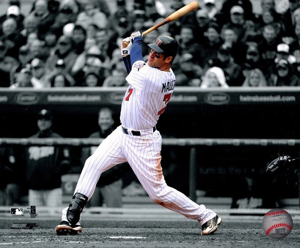 Joe Mauer Minnesota Twins Licensed Baseball MLB Unsigned Glossy 8x10 Photo B - Image 1 of 1