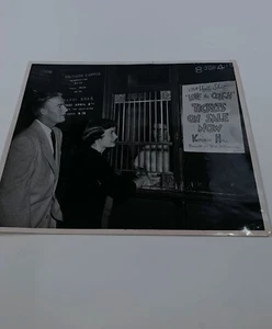 1954 Varsity Show "Love Thy Coach" Ticket Box Office Foto s/w UCLA Bruins 8x10 - Bild 1 von 4