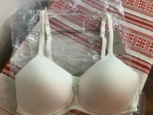 NEW WITH TAGS Amoena Mastectomy Bra 36A OFF-WHITE IVORY Wireless Lara SB 0752 - Picture 1 of 14