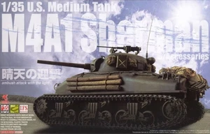 ASUKA MODEL 35-031 M4A1 Sherman scala 1/35 (leggi descrizione) - Foto 1 di 1