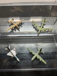 Lotto Jet Micro Machines Aereo da Caccia Militare #1 R2 - Foto 1 di 7