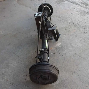 Carcasa diferencial trasero usada Nissan VW2E26 NV350 caravana - Imagen 1 de 4