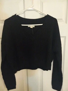 NWT Aeropostale Womens V Neck Collar Cropped Sweater Black Size M  - Picture 1 of 5