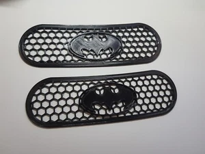 Side Vent Grilles For Chevrolet Corvette C5 Fender Cover 1997-2004 Batman Emblem - Picture 1 of 3