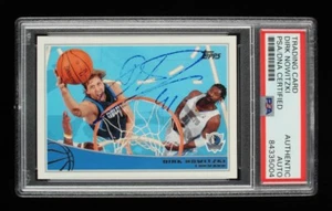 Dirk Nowitzki Signed 2009-10 Topps #52 (PSA Encapsulated) Dallas Mavericks auto - Picture 1 of 2