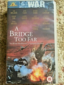 A Bridge Too Far Vhs video Bogarde Caine Hopkins Redford Hackman - FREE POSTAGE - Imagen 1 de 1