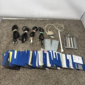Commodore Amiga Parts Cables And Floppy Disk Lot - Picture 1 of 5