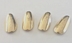 4/$40 QUALITÄT GRAVIERT LEBENSLANG 14KT VERGOLDET GROSSE WIEDERVERWENDBARE MESSINGFINGERNÄGEL - Bild 1 von 2
