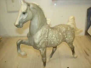 Vintage Breyer Proud Prancing Dapple Grey Five Gaiter #109 - Picture 1 of 7
