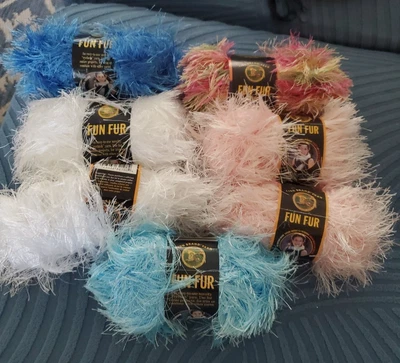 Lote de 7 madejas marca León divertido hilo de piel variedad de colores y más Foto 1 de 4