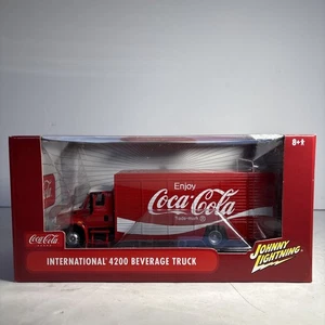 Johnny Lightning International 4200 Beverage Truck 1:24 Coca-Cola Diecast NIB - Picture 1 of 6