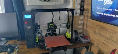 LulzBot Taz 6 3D Printer Black/Green, KT-PR0041NA, HS+ 2.85mm Tool Head - Image 1 of 4