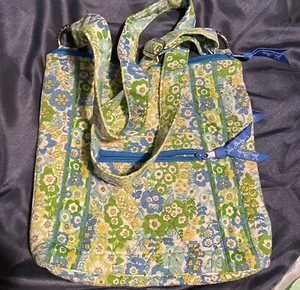 vera bradley crossbody hipster medium Yellow Floral - Picture 1 of 2