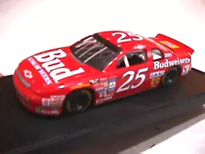 Ken Schrader- 1995 Chevy Monte Carlo - NASCAR #25 - 1/43rd Scale Diecast - Picture 1 of 3