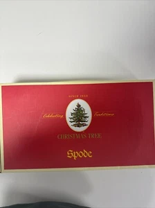 SPODE CHRISTMAS TREE 14" BREAD BASKET WITH HANDLES  - In Original box - Picture 1 of 5