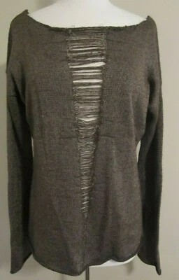 Suéter ELIZABETH & JAMES Verde Ejército Diseño Recortado Delantero y Trasero Talla Grande Foto 1 de 4