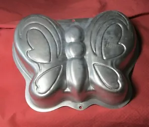 VINTAGE WILTON 2003 BUTTERFLY SHAPEN CAKE MOLD 3 2105-2079 - Picture 1 of 7