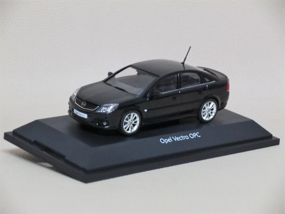 OPEL VECTRA OPC 2004 NERA BLACK MET. SCHUCO 1/43 NO IXO NOREV I-SCALE MiNiCHAMPS - Immagine 1 di 3