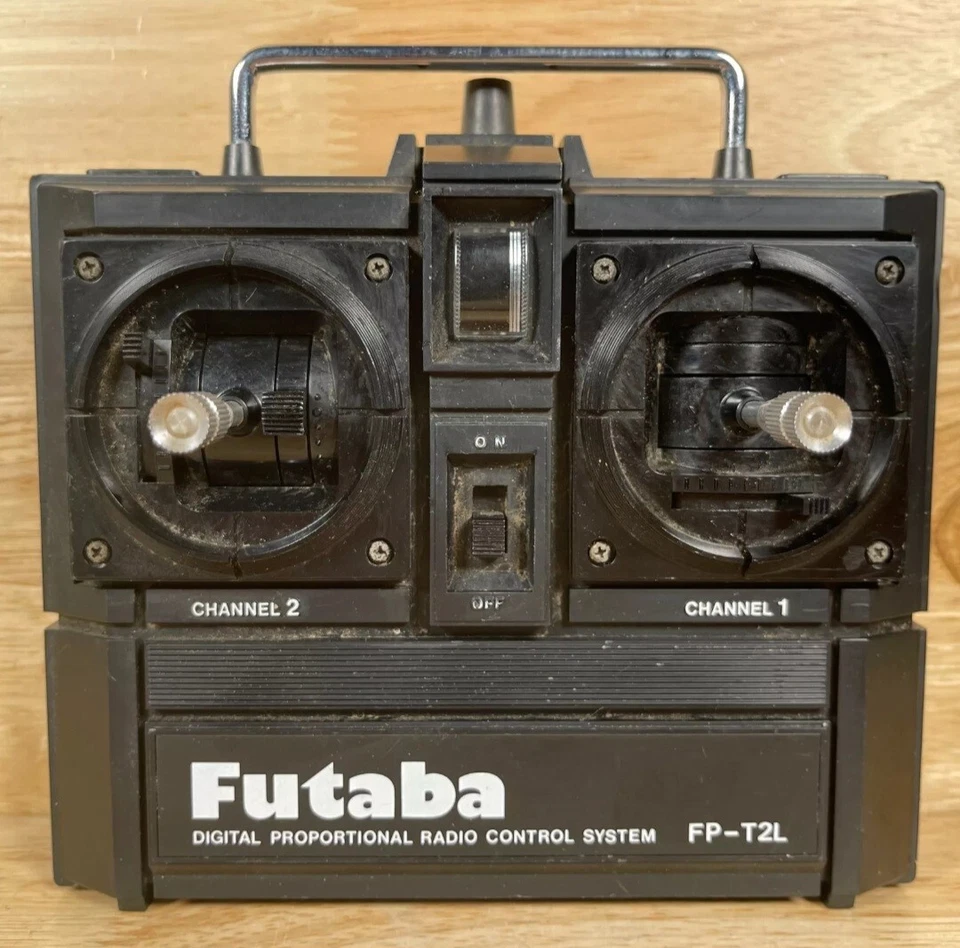 FUTABA FP-T2L Remote Radio Controller Proportional 2 Channel 72.160Mhz UNTESTED  - Image 1 of 1