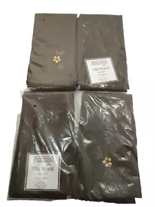 8 Old World Temptations Napkins Brown Floral 2 Sets of 4 17 1/2" X 18" New - Picture 1 of 4