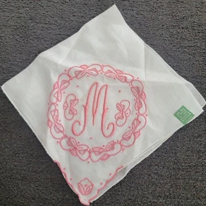 Vintage PINK Madeira Monogram “M” Bridal Wedding Handkerchief - Picture 1 of 8