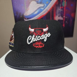 New Era 59FIFTY Chicago Bulls Hardwood Classics Black Fitted Hat -- Size 7 3/8 - Bild 1 von 4