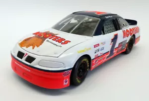 Racing Champions 1/18 Scale 09400 - Pontiac Stock Car #1 Hooters Rick Mast - Picture 1 of 6