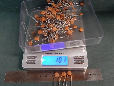 Condensadores de disco de cerámica AVX 180pf ?V cantidad 100 NOS Z5P Foto 1 de 3