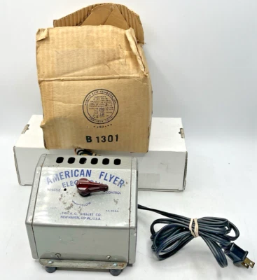 Gilbert American Flyer calibre S controle eletrônico de apito em caixa original bruta - Imagem 1 de 4