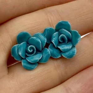 Vintage 1980’s Blue Teal Rose Ceramic Clay Pierced Stud Earrings Floral - Picture 1 of 7