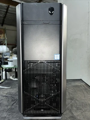 ALIENWARE AURORA R6 INTEL CORE I7-7700K 4.20GHZ 8GB RAM SIN HD Foto 1 de 4