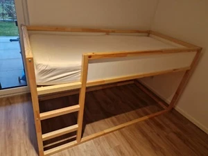 Kinderbett - IKEA Kura mit Matratze und Matratzeschoner (Wie neu) - Bild 1 von 10
