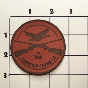 Township Crown Co. Patch Round Brown Leather Vintage Iron On Duck Hunting Rifles - Picture 1 of 1