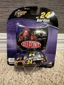 2004 WINNERS CIRCLE 1:64 JEFF GORDON #24 WIZARD OF OZ MONTE CARLO - Picture 1 of 2