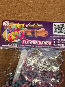 10 x Flower Loom Band Kit (200 * Bands 12 * Clasps 1 * Hook) - Picture 1 of 4