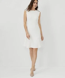 NUEVO CON ETIQUETAS VESTIDO RECTO ANN TAYLOR $159 INVIERNO BLANCO TWEED HOMBRO BOTÓN VOLANTE TALLA 10 - Imagen 1 de 5