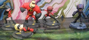 DISNEY INFINITY Lot - Mr & Mrs Incredible , Violet , Dash And Big Hero 6 - Picture 1 of 16