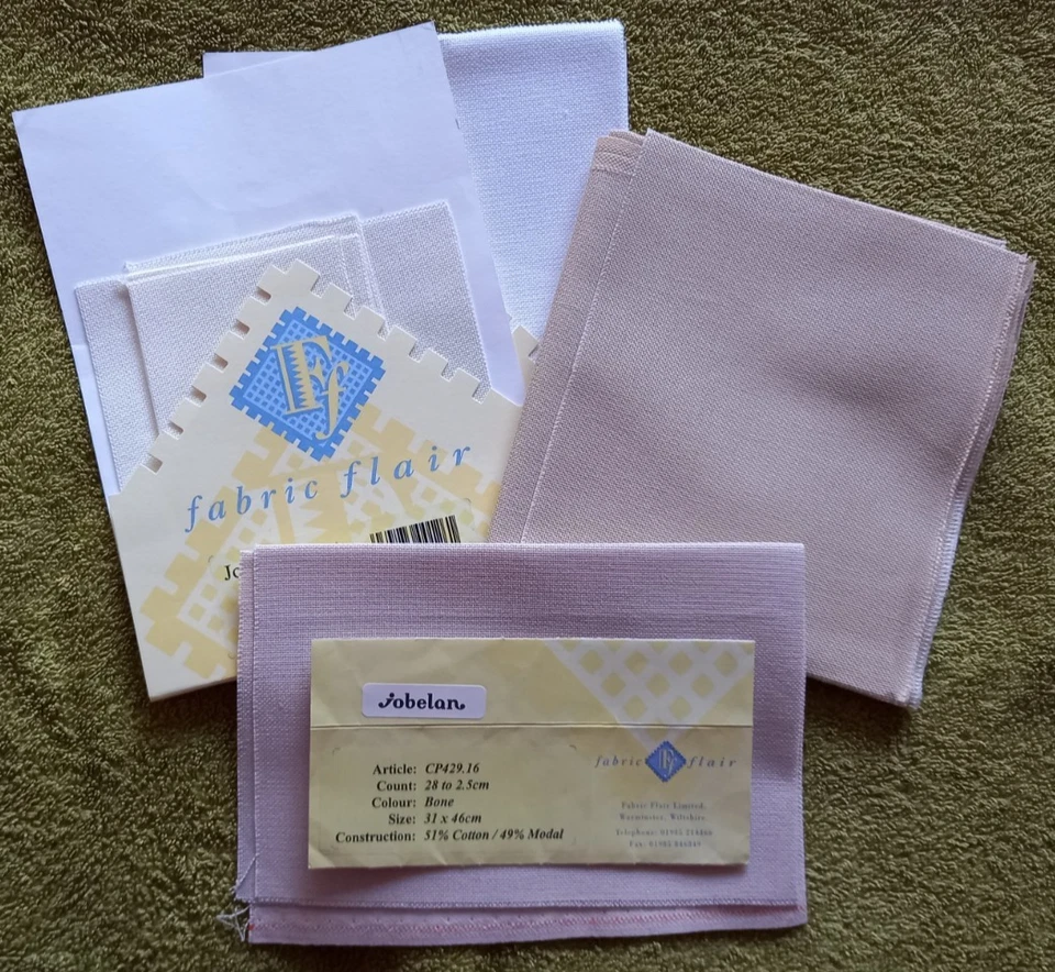 JOB LOT OF MIXED FABRIC FOR CROSS STITCH - ASSORTED COLOURS & SIZES x 5 PIECES - Image 1 of 1